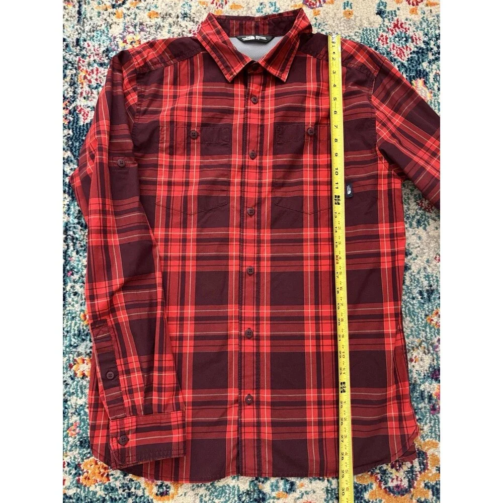 The North Face Red Button Up Shirt Men's M Hiking‎ Vented Long Sleeve Outdoor
